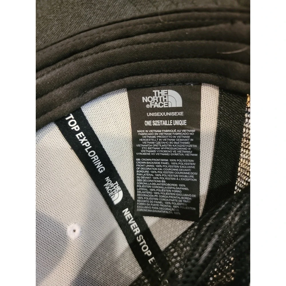 The North Face Outdoorsmen Hat Black White Snapback Patch.  New Without Tags